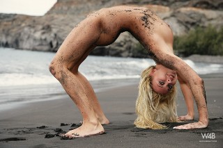 Click to enlarge Click to enlarge